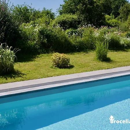 D'hotes Logis De L'etang De L'aune Bed & Breakfast Iffendic