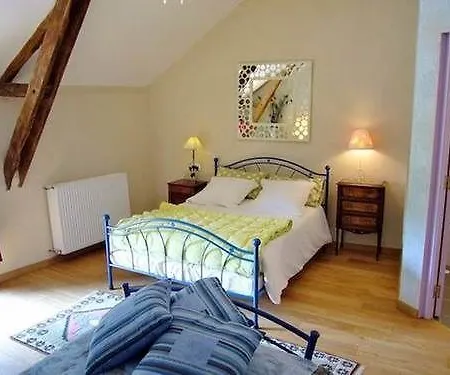 D'hotes Logis De L'etang De L'aune Bed & Breakfast