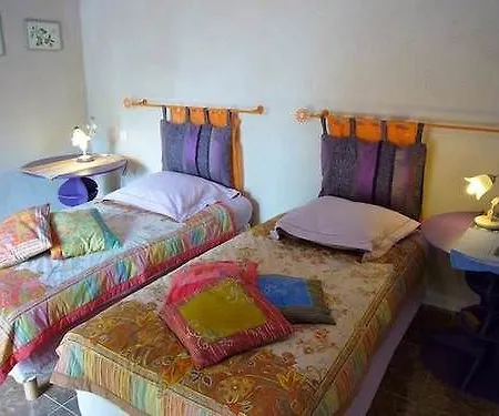 D'hotes Logis De L'etang De L'aune Bed & Breakfast 4*